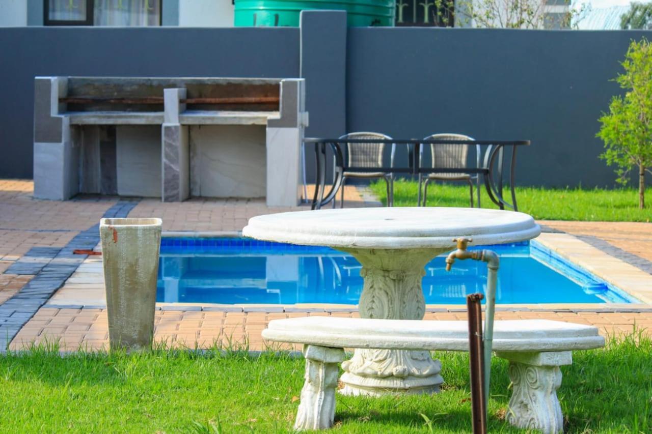 Tranquility Guesthouse Standerton Exterior foto